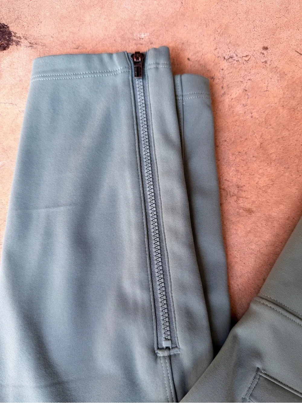 “SET” Athleta Sage & Mint Floral Zip Jacket & Delancey Moto Leggings Medium